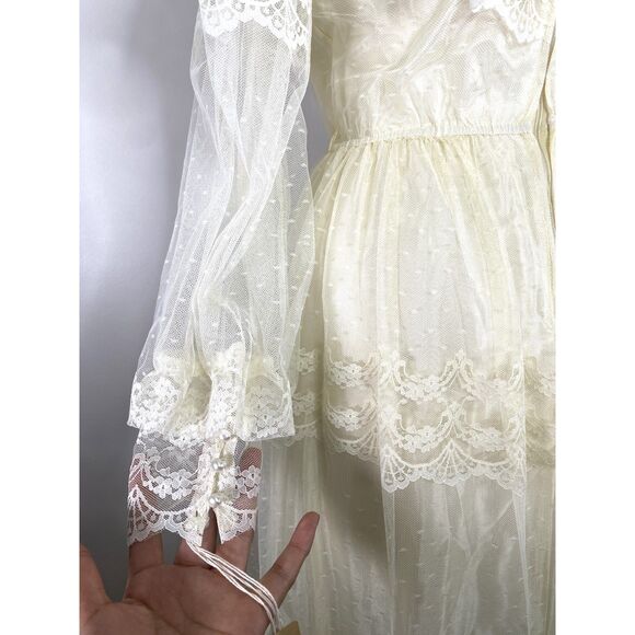 NWT VTG Cummings Victorian Lace Wedding Dress Romantic Intermission Length -flaw - Picture 13 of 13